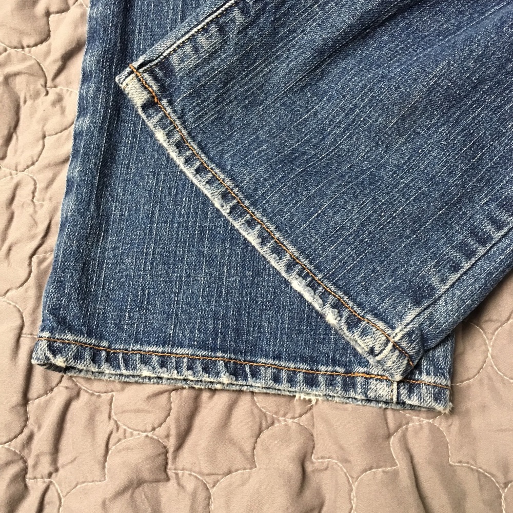 Lucky Brand Woman’s Straight Leg Jeans - Picture 7 of 8